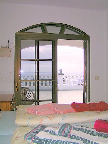Desde el dormitorio...